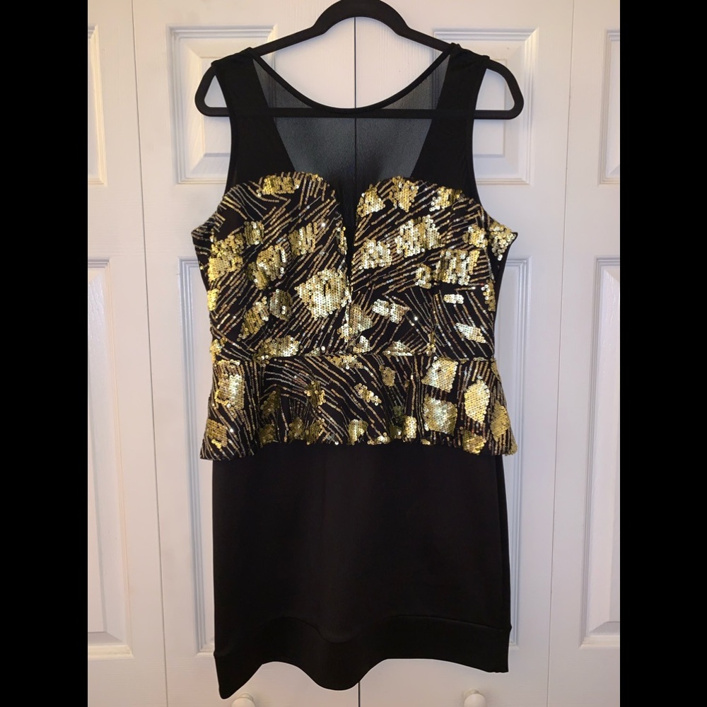 Women’s Black & Gold Sequin Plus Sized Dress